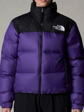 The North Face 1996 Retro Nuptse Jacket in Peak Purple Womens Large